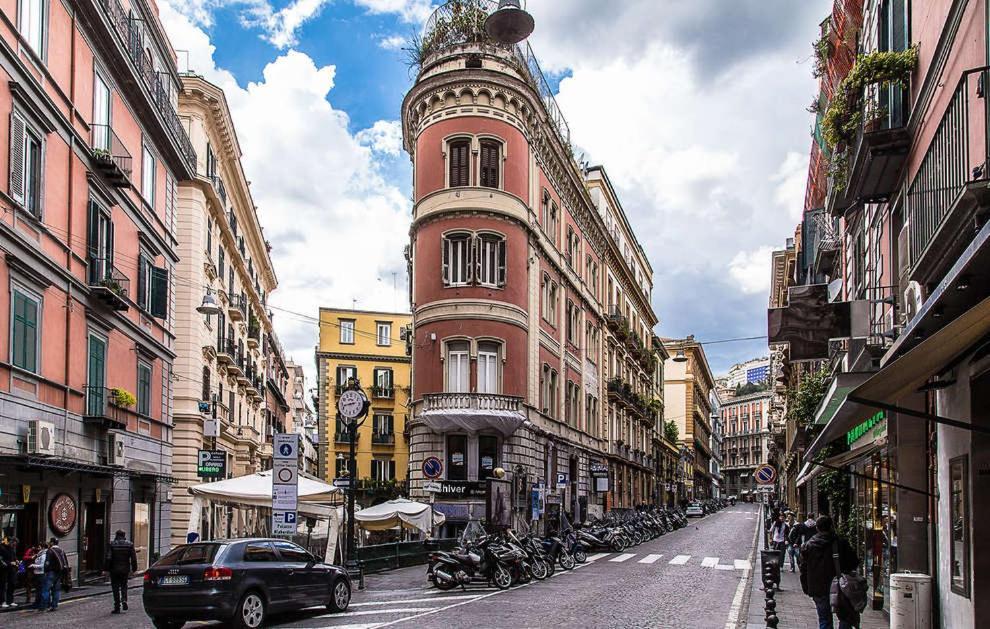 Suite Rodino 24 Napoli Bagian luar foto